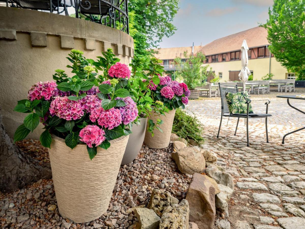 Resort Schloss Auerstedt Exterior photo